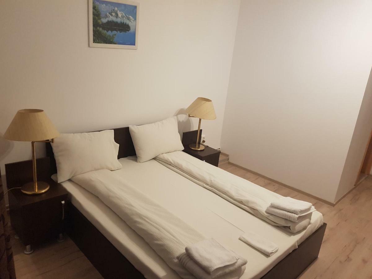 Casa Lions Hotel ทิมิชัวรา ภายนอก รูปภาพ